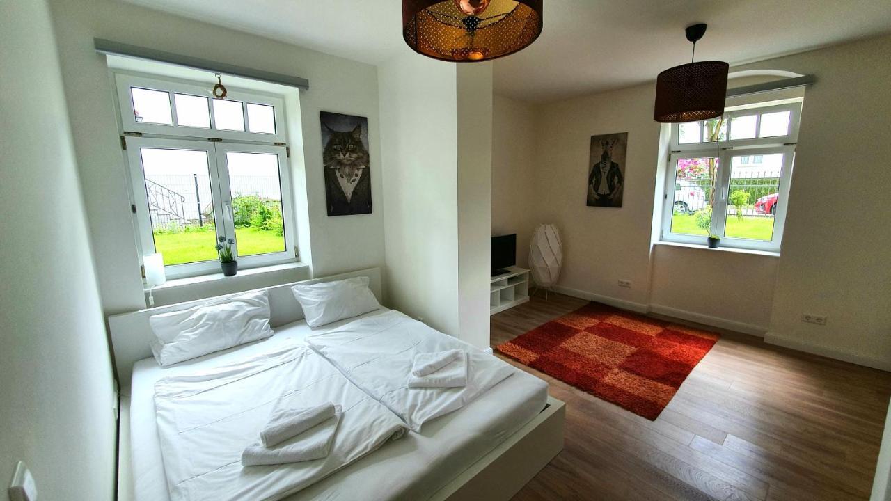 Pineapple Apartments Dresdner Heide mit Garten Dresden Buitenkant foto